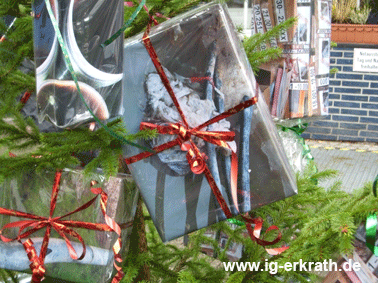 2012-11-26 - IG Erkrath schmückte Weihnachtsbaum