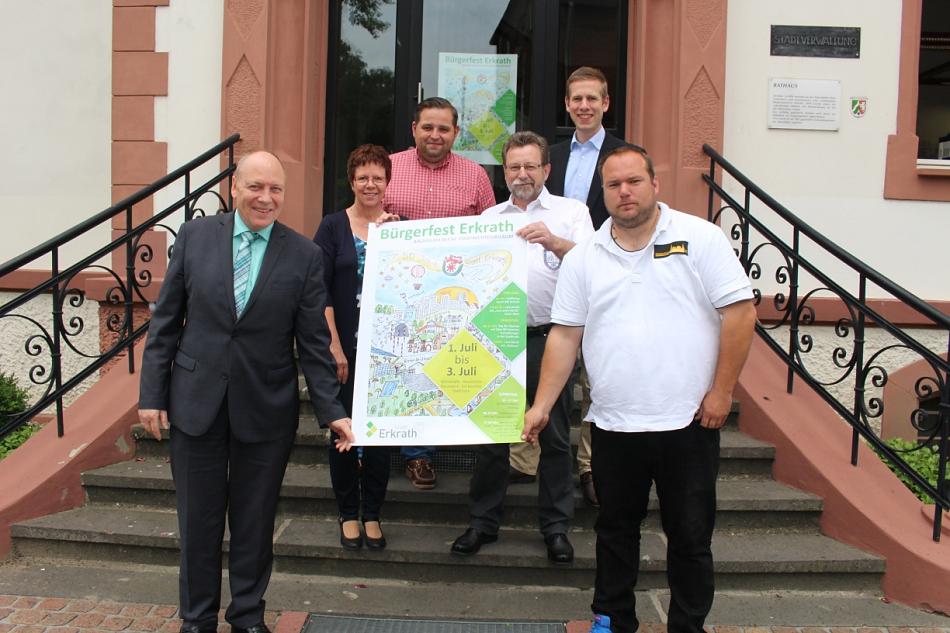 Orga-Team Bürgerfest 50 Jahre Erkrath / v.l. IG Erkrath Vorstand Wolfgang Cüppers, Christian Knippschild und Dorothea Mittemeyer (Stadt Erkrath), St. Sebastianus Schützenbruderschaft Erkrath- Vorstand Wolfgang Hess, Bürgermeister Christoph Schultz und Lutz Kraft, Vorstand der Werbeban.de.